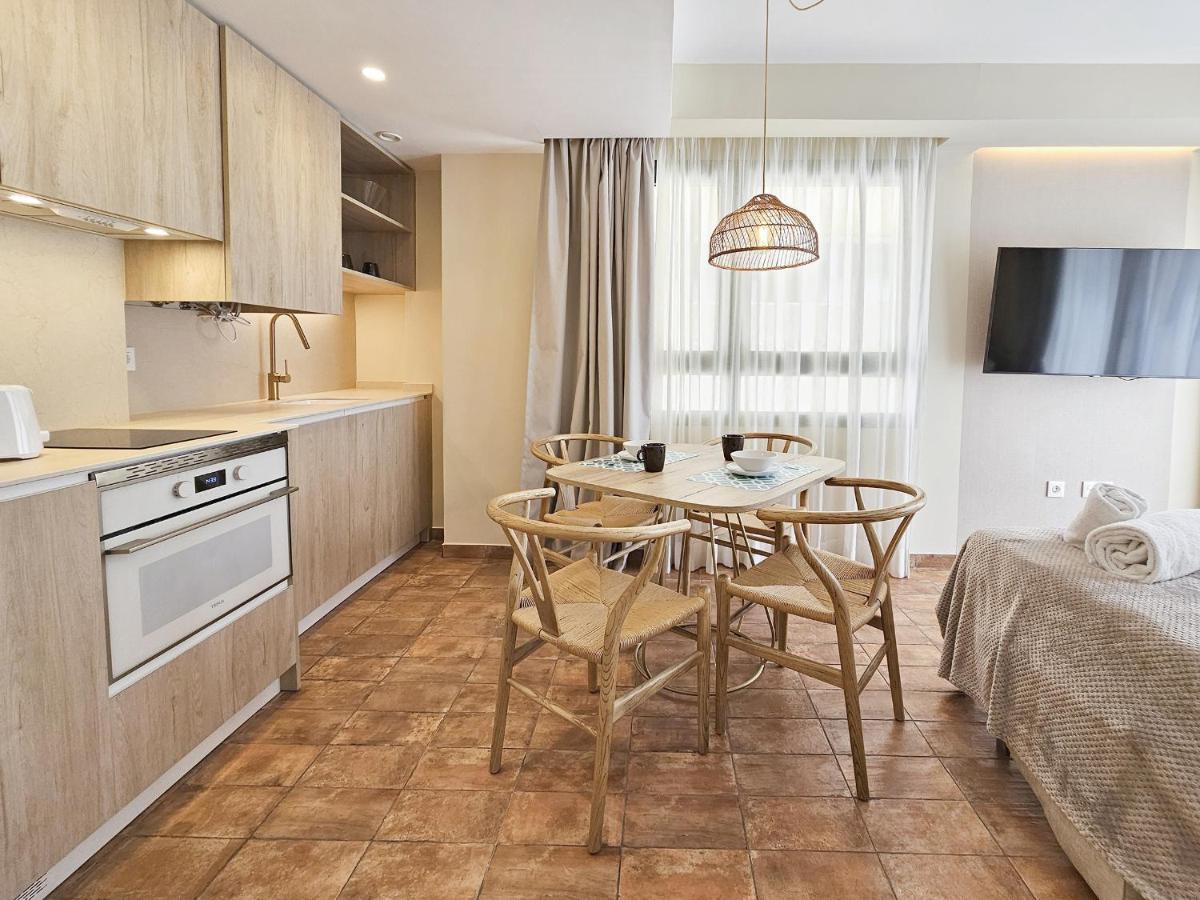 Apartamentos Las Ciencias R Valencia Luaran gambar