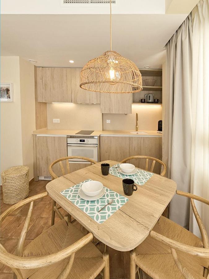 Apartamentos Las Ciencias R Valencia Luaran gambar