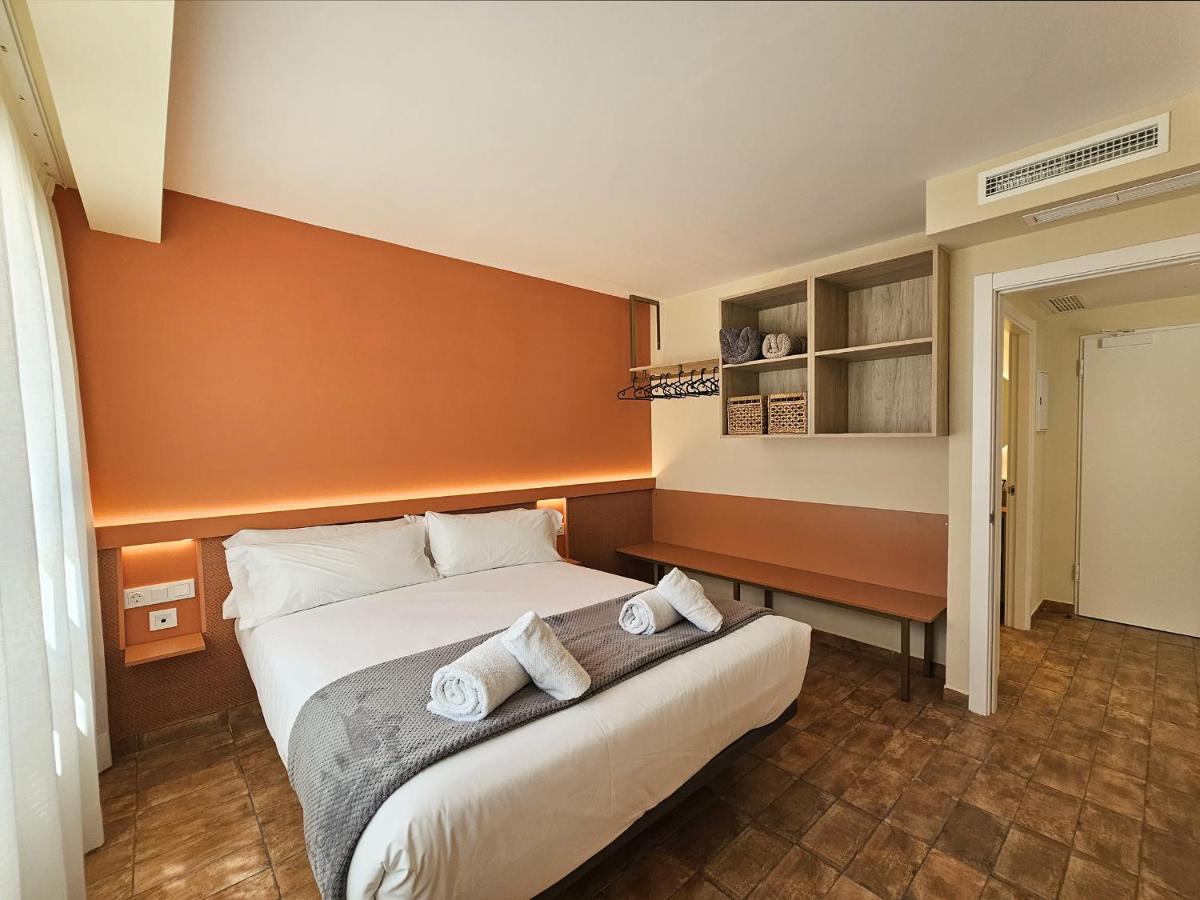 Apartamentos Las Ciencias R Valencia Luaran gambar